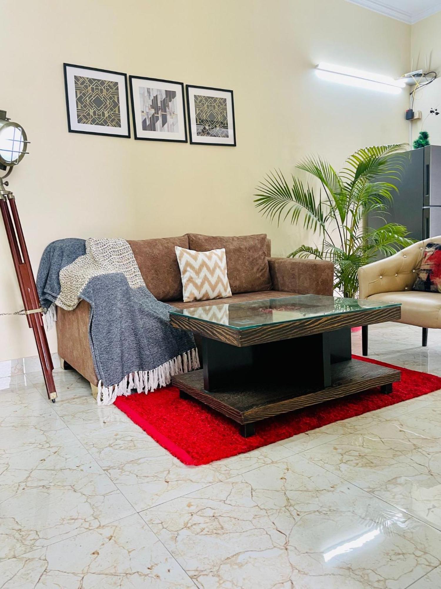 Olive Service Apartments - Golf Course Road Gurgaon Bagian luar foto