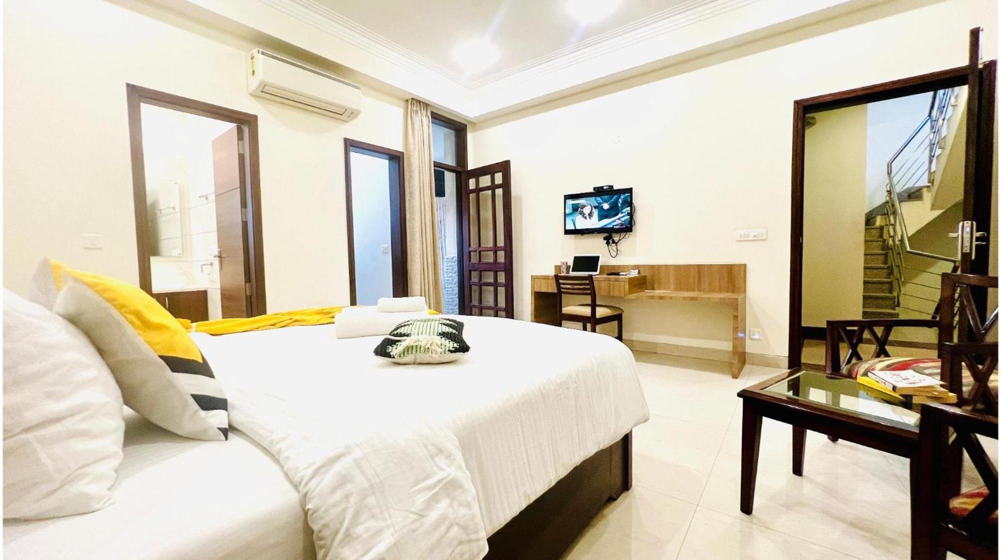 Olive Service Apartments - Golf Course Road Gurgaon Bagian luar foto